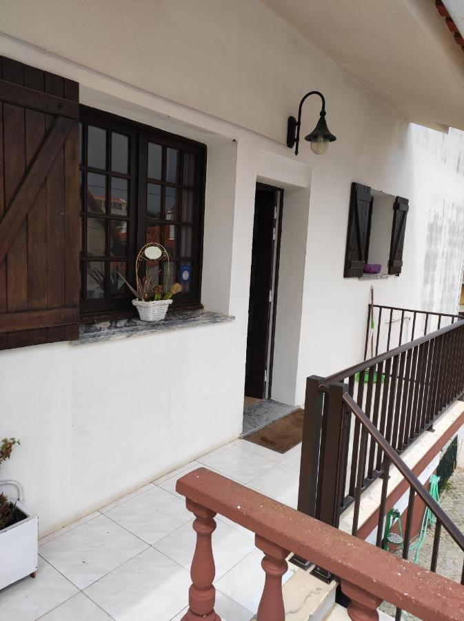 Lemos Family Beach House Nazaré Exterior photo